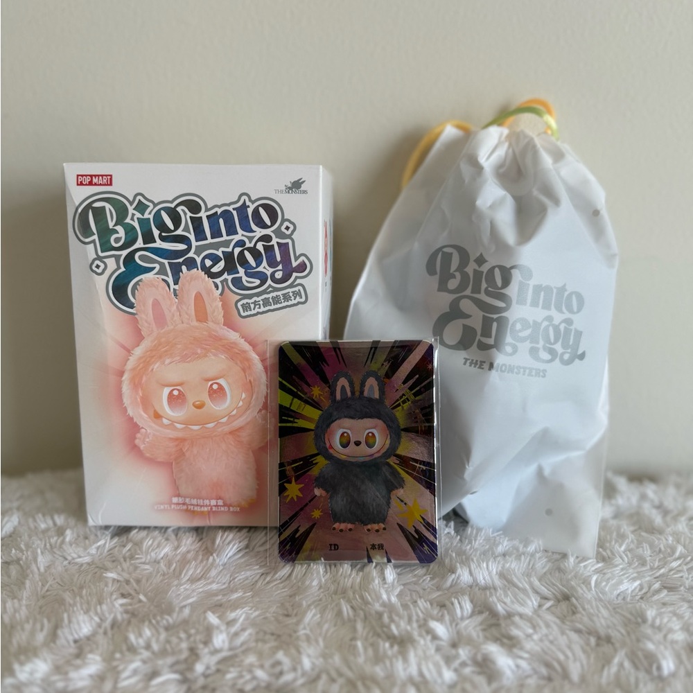 POP MART The Monsters Big Into Energy ID Secret Labubu Plush Pendant Keychain - Picture 3 of 9